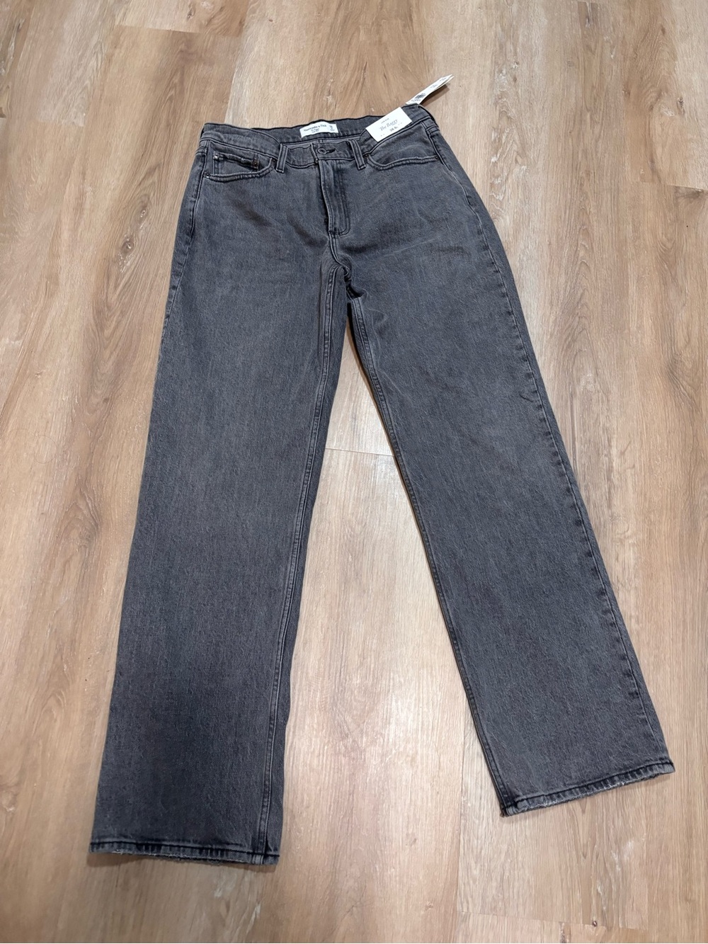 NWT Abercrombie & fitch The baggy Low Rise sz 28/6